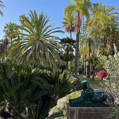 Beautiful Garden Apartment Steps From The Beach Mentone Esterno foto