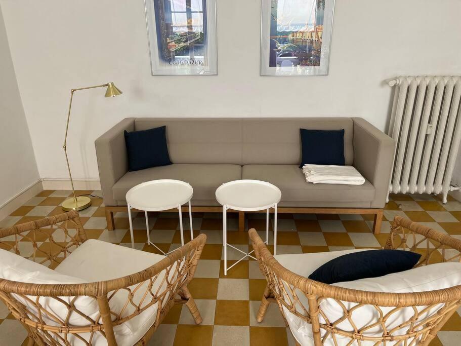Beautiful Garden Apartment Steps From The Beach Mentone Esterno foto