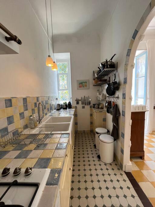 Beautiful Garden Apartment Steps From The Beach Mentone Esterno foto
